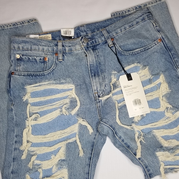 NWT Levi's Men's Premium Hi-Ball Roll Distressed Ripped Jeans - Picture 7 of 16